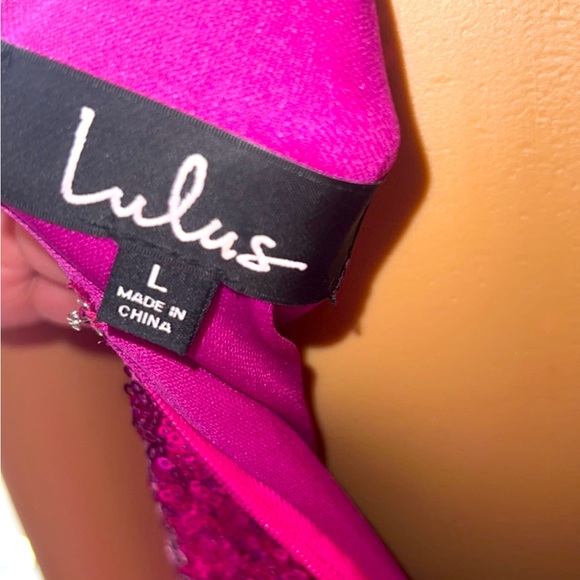Lulu’s Hilaria Fuchsia Sequin Bodycon Mini Dress size Large - Picture 5 of 13